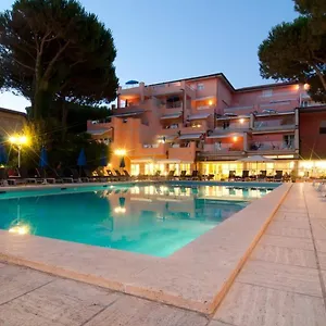 versilia-palace.it-tuscanyhotel.com/
